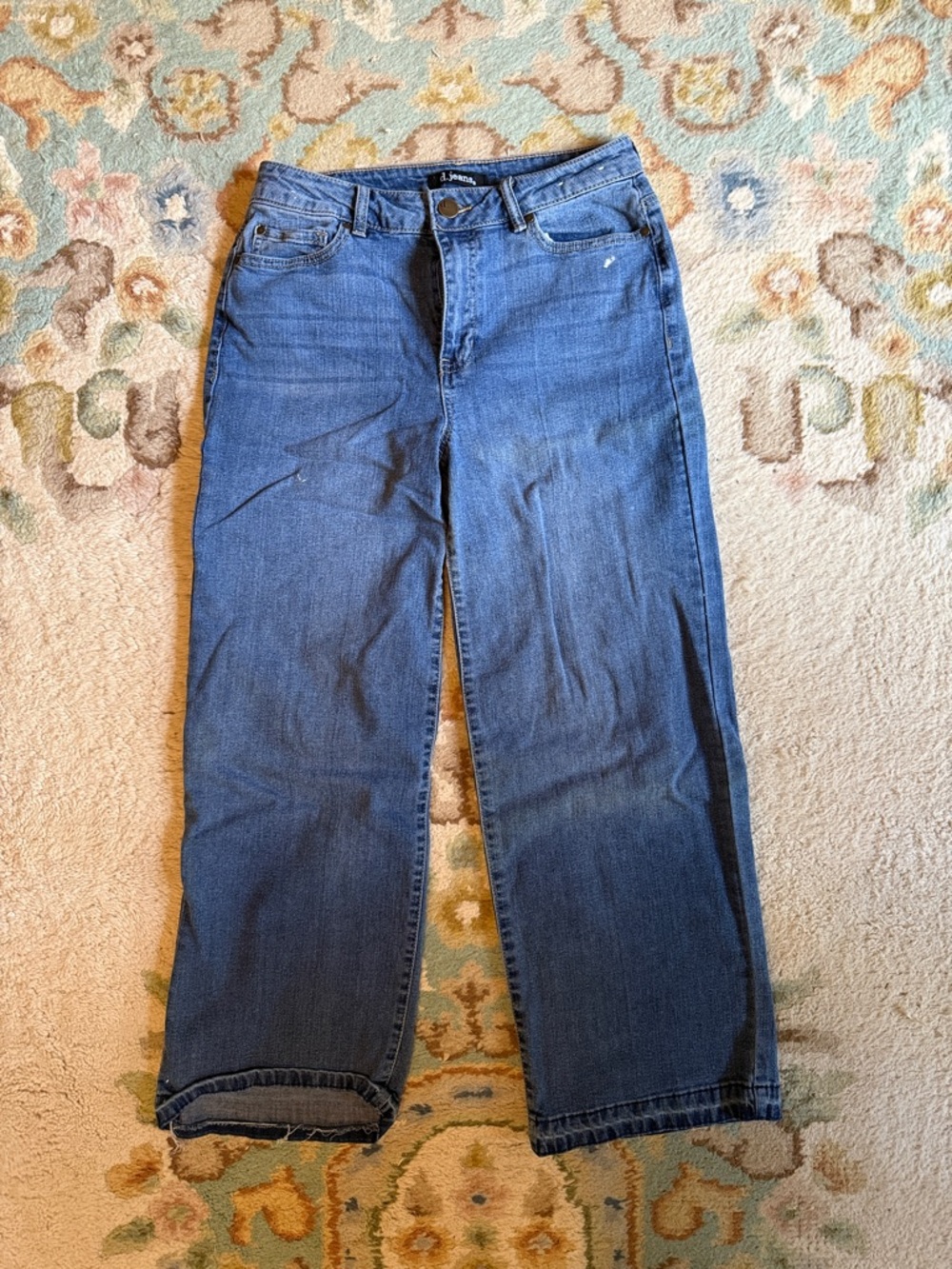 Women’s d. jeans Cropped Relaxed Straight Jeans